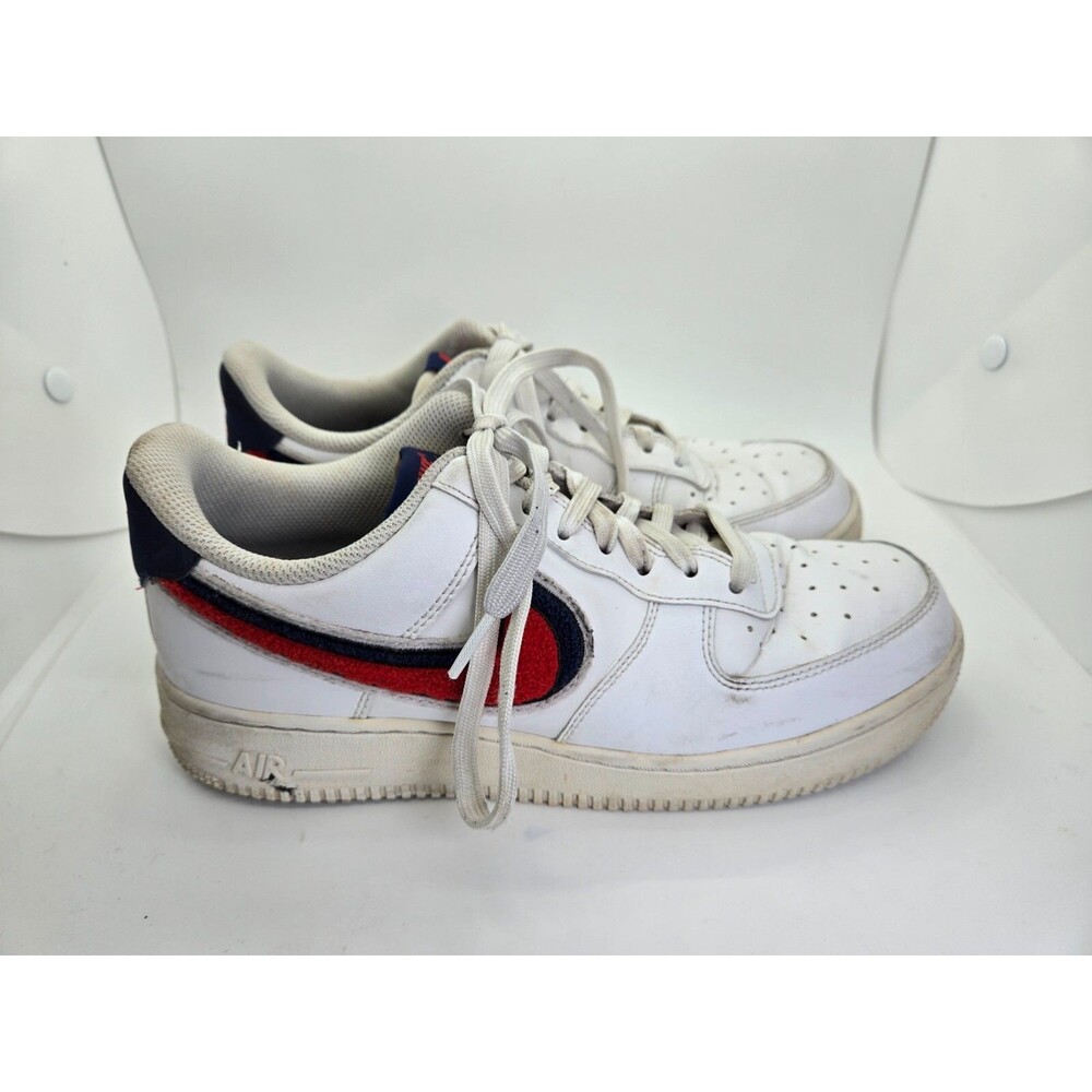 Nike Air Force 1 07 LV8 Chenille Swoosh Shoes Mens 7 White Leather Retro Sneaker